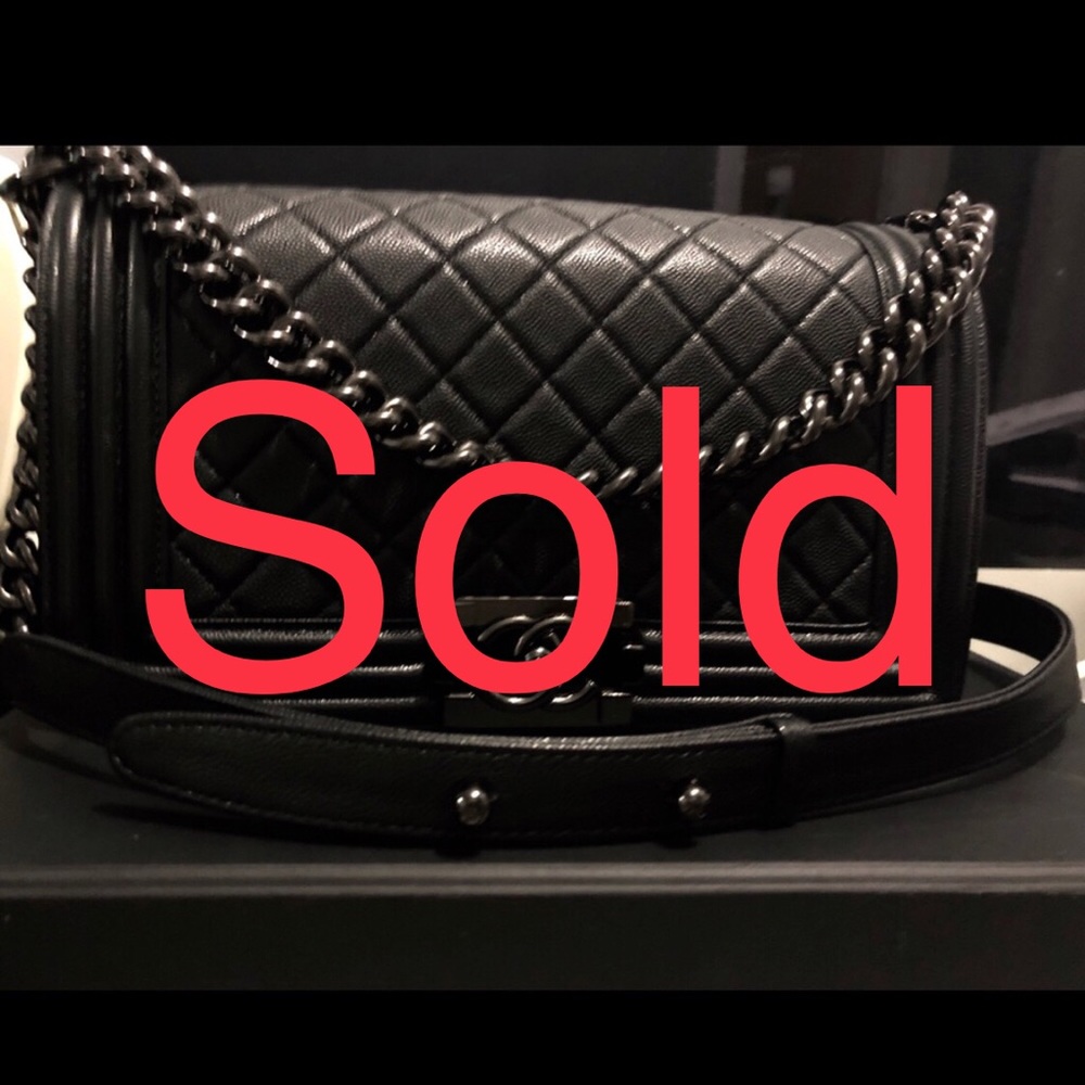 Chanel le boy bag so black medium